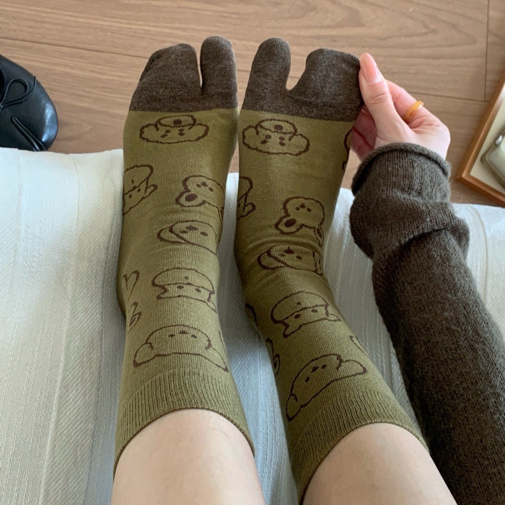 Dog Illustration Tabi Split‑To - Toe Sock Split ulasan dan harga